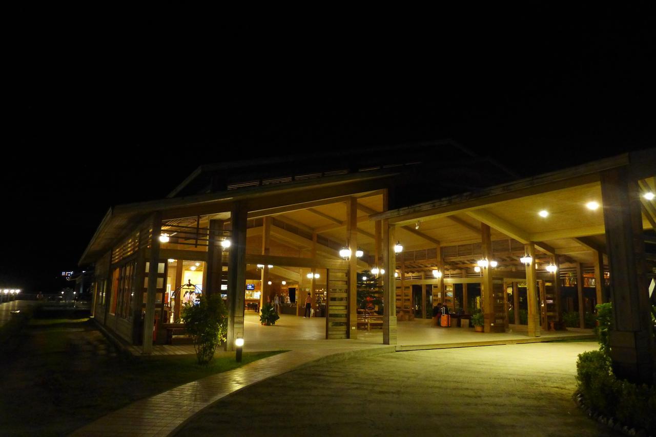 Island Paradise Resort Club Koror Eksteriør billede